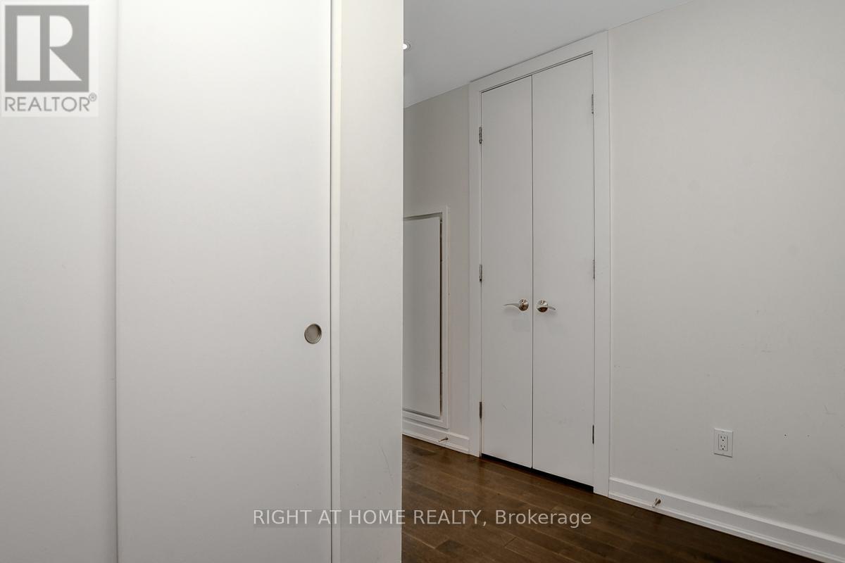 Photo 4 of 504 300 Lisgar Street, Ottawa ON