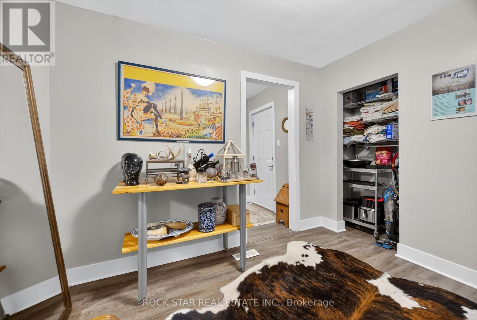 Photo 10 of 364 Beachwood Avenue, London South ON