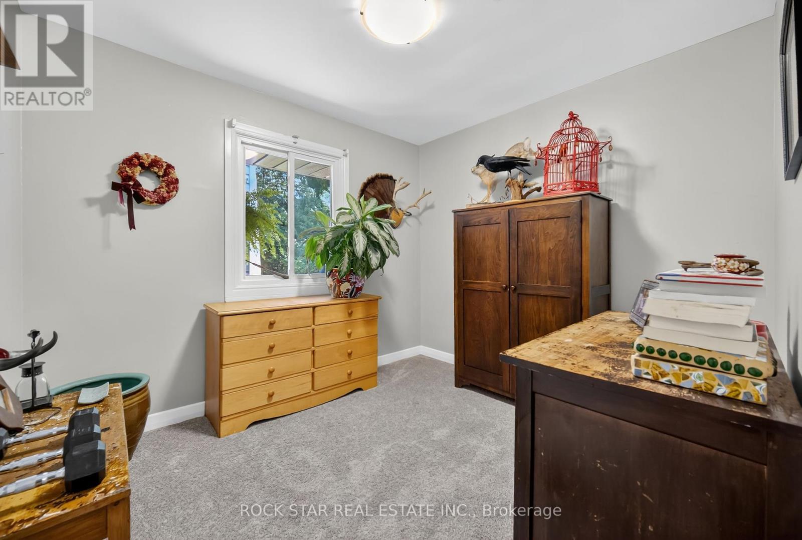 Photo 12 of 364 Beachwood Avenue, London South ON