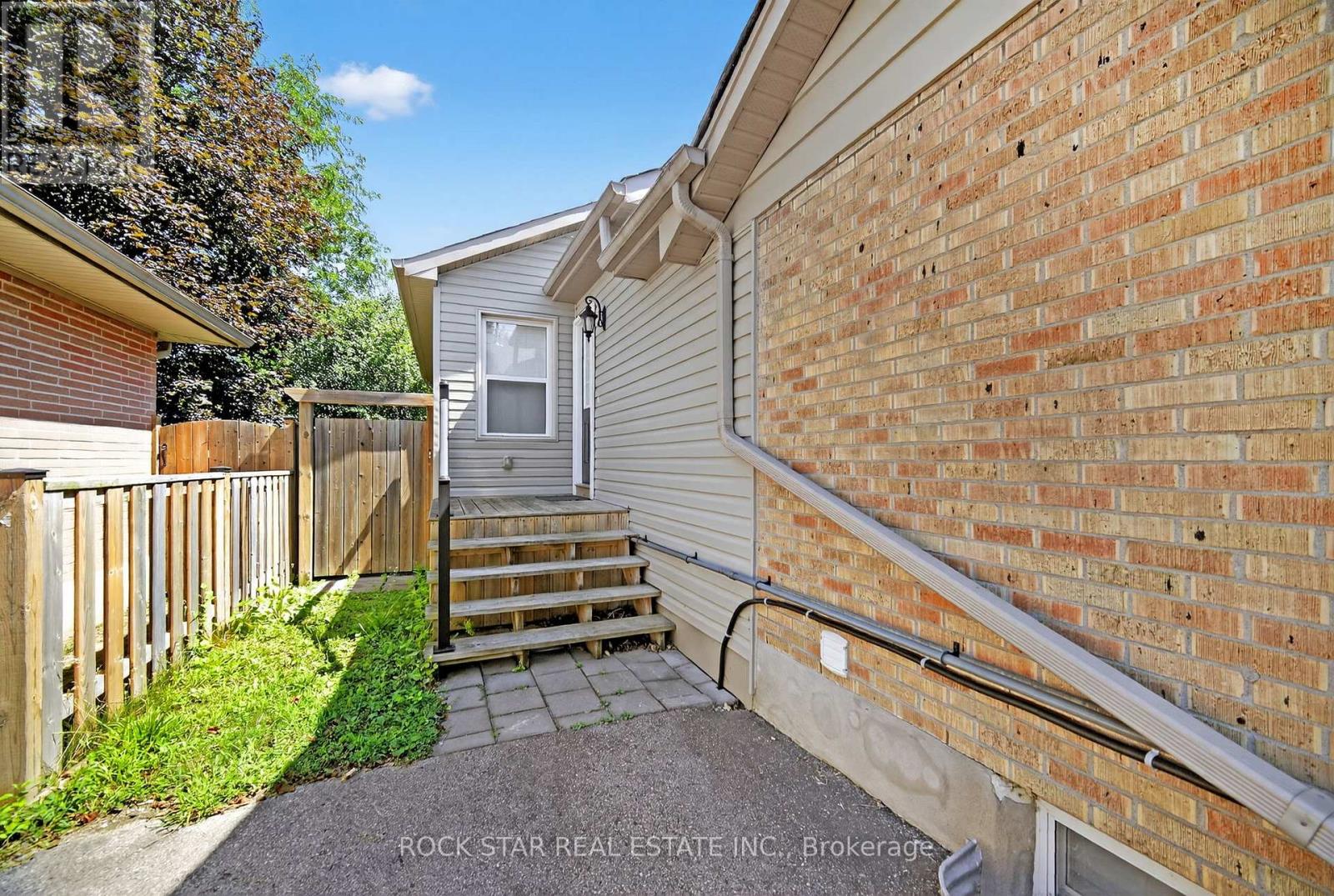 Photo 21 of 364 Beachwood Avenue, London South ON
