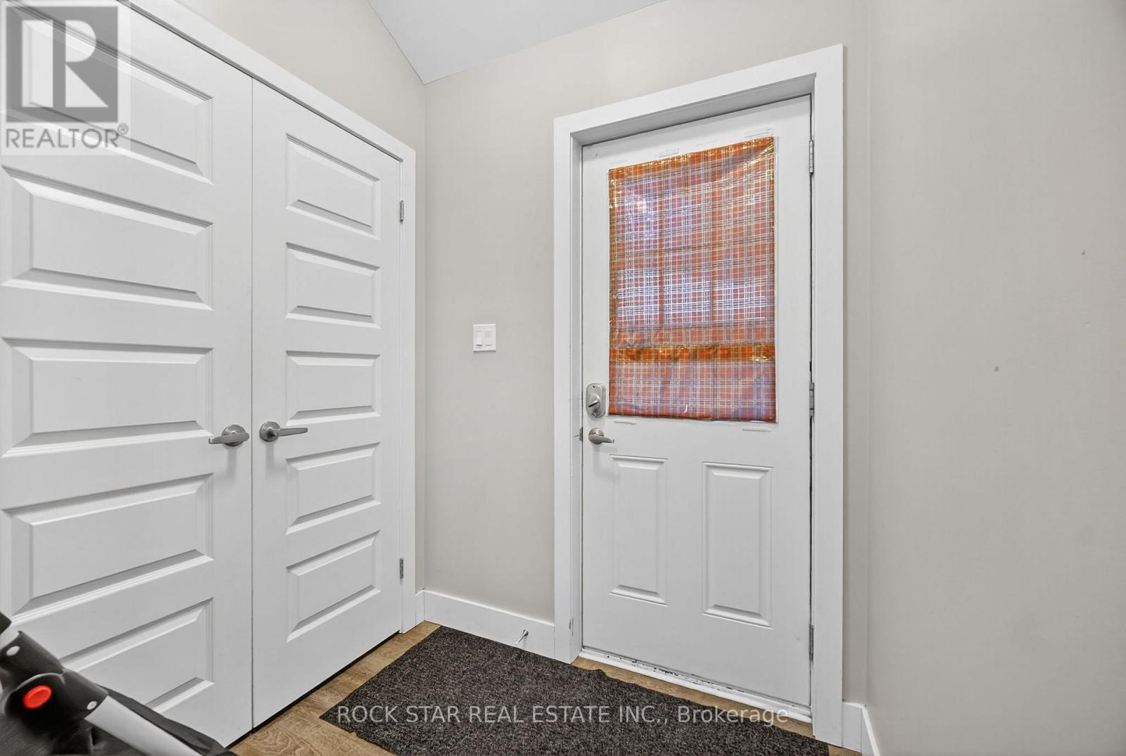 Photo 22 of 364 Beachwood Avenue, London South ON