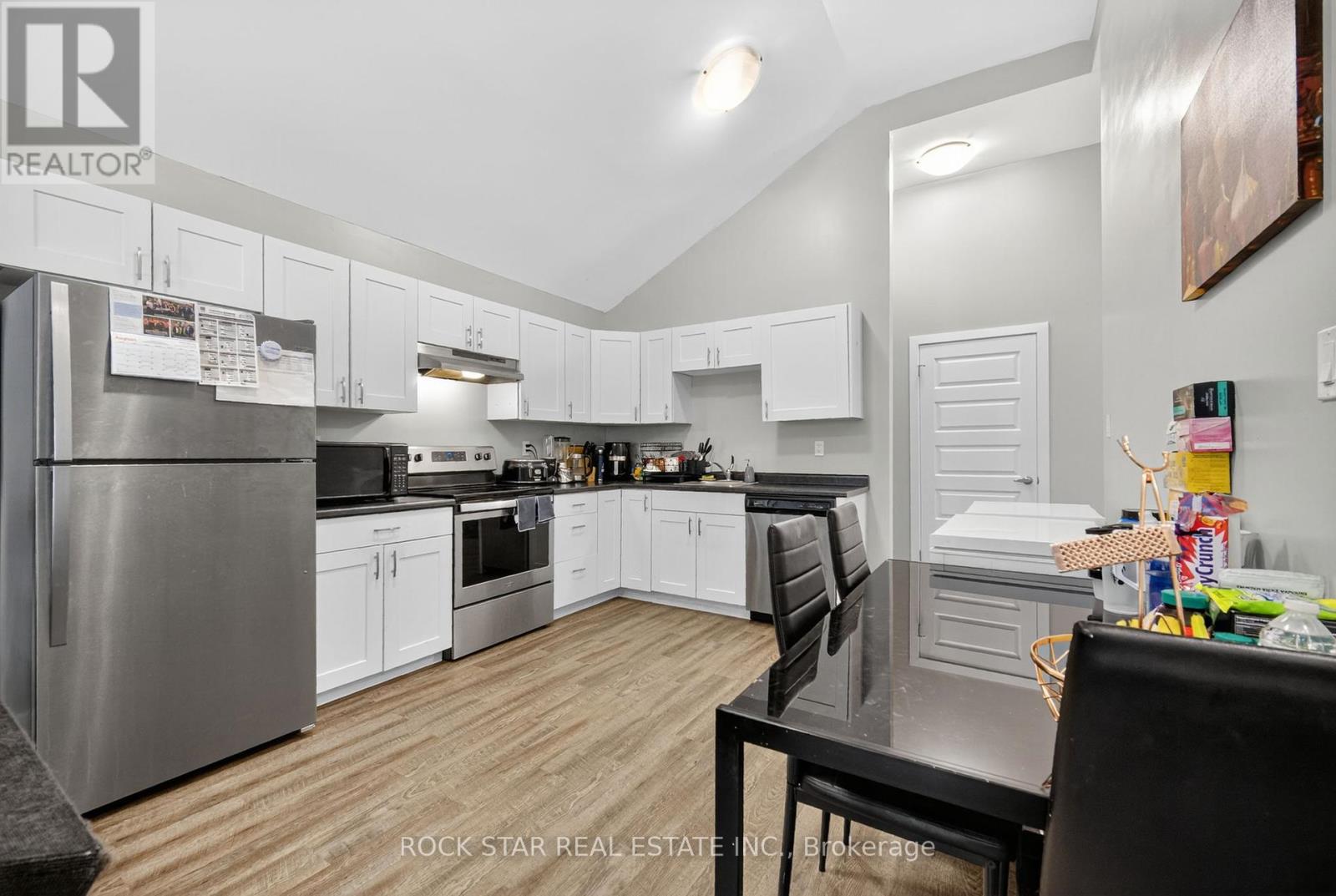 Photo 23 of 364 Beachwood Avenue, London South ON