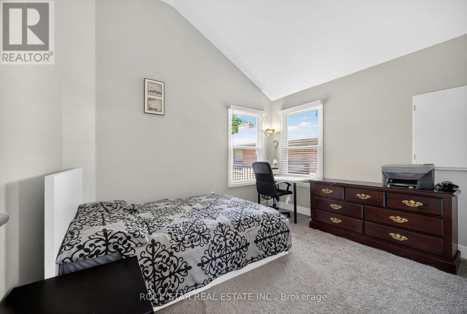 Photo 28 of 364 Beachwood Avenue, London South ON