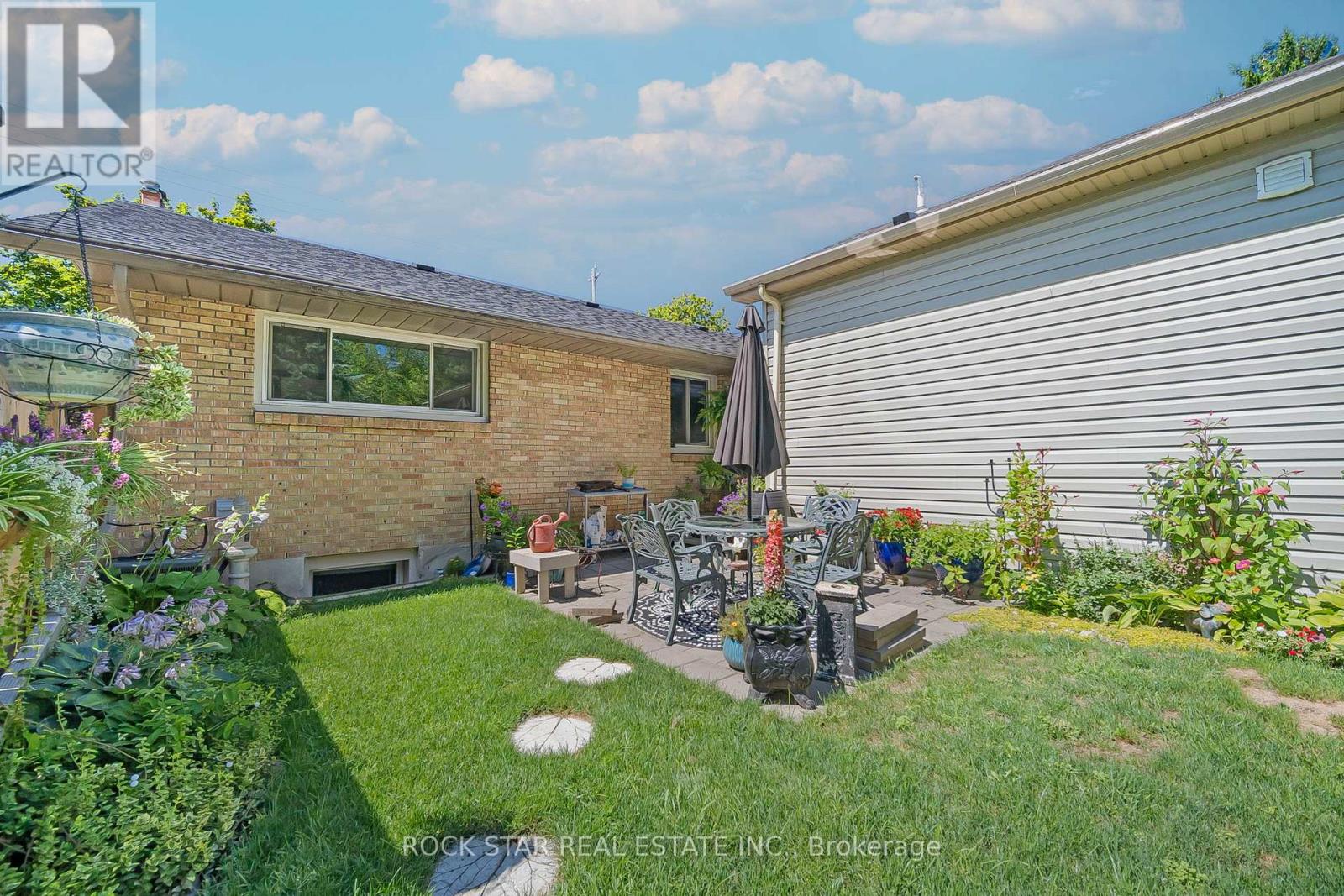 Photo 31 of 364 Beachwood Avenue, London South ON