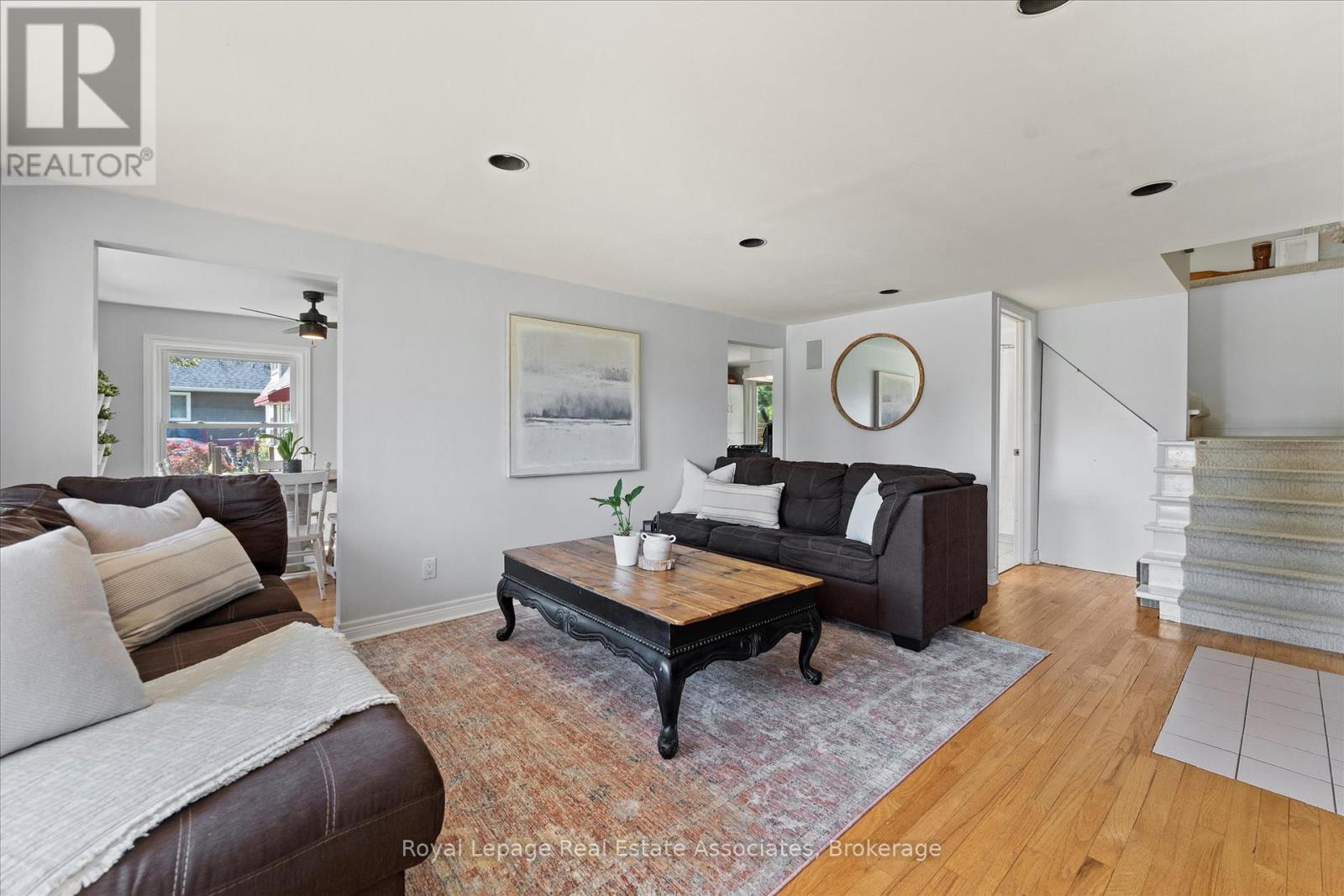 Photo 6 of 374 Lakewood Drive, Amherstburg ON