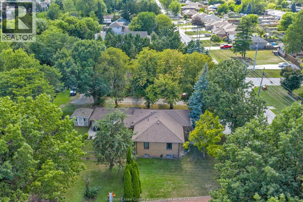 Photo 9 of 1665 Grand Marais, Windsor ON