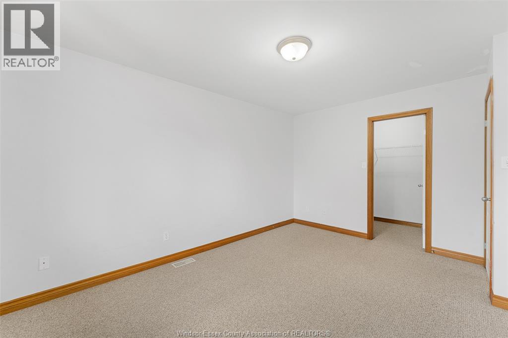 Photo 16 of 1646 Sagebrush Court, Windsor ON