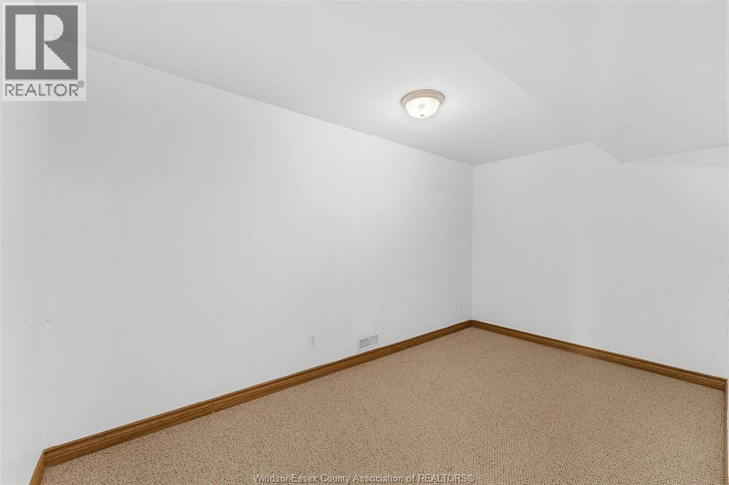 Photo 23 of 1646 Sagebrush Court, Windsor ON