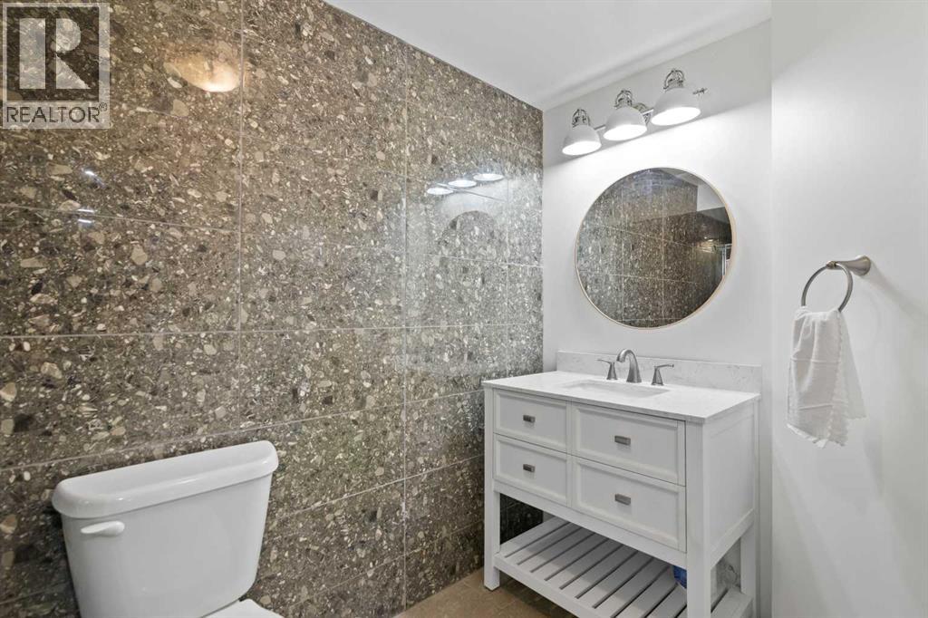 Single Family House for Sale in  Edgebrook Drive NW Edgemont Calgary 