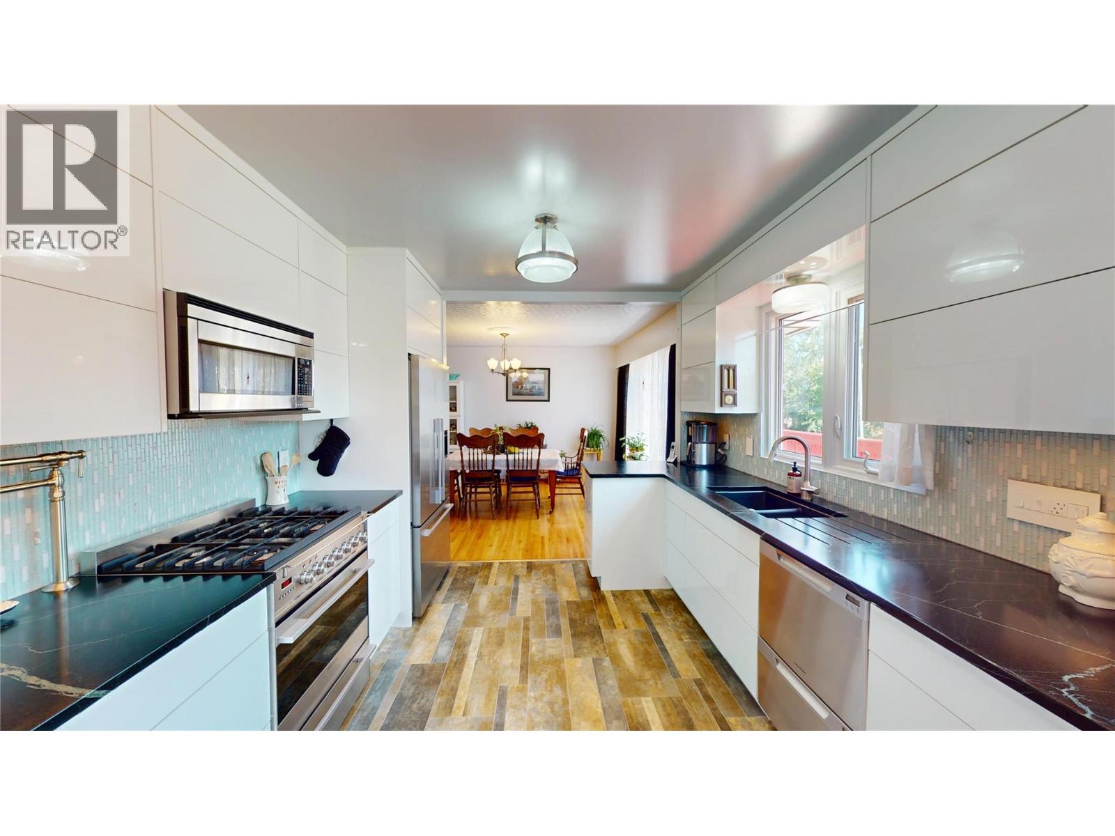 412 14TH Avenue S, Cranbrook