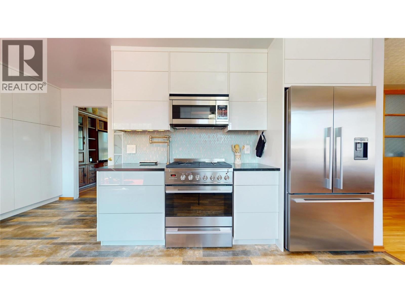 412 14TH Avenue S, Cranbrook