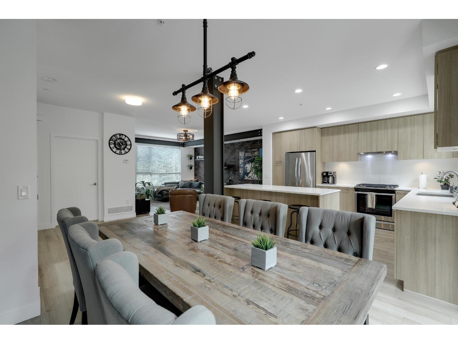 Photo 33 of 46 8508 204 Street, Langley BC