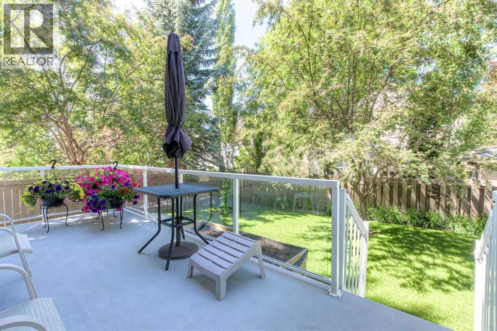 Single Family House for Sale in  Sierra Morena Court SW Signal Hill Calgary 