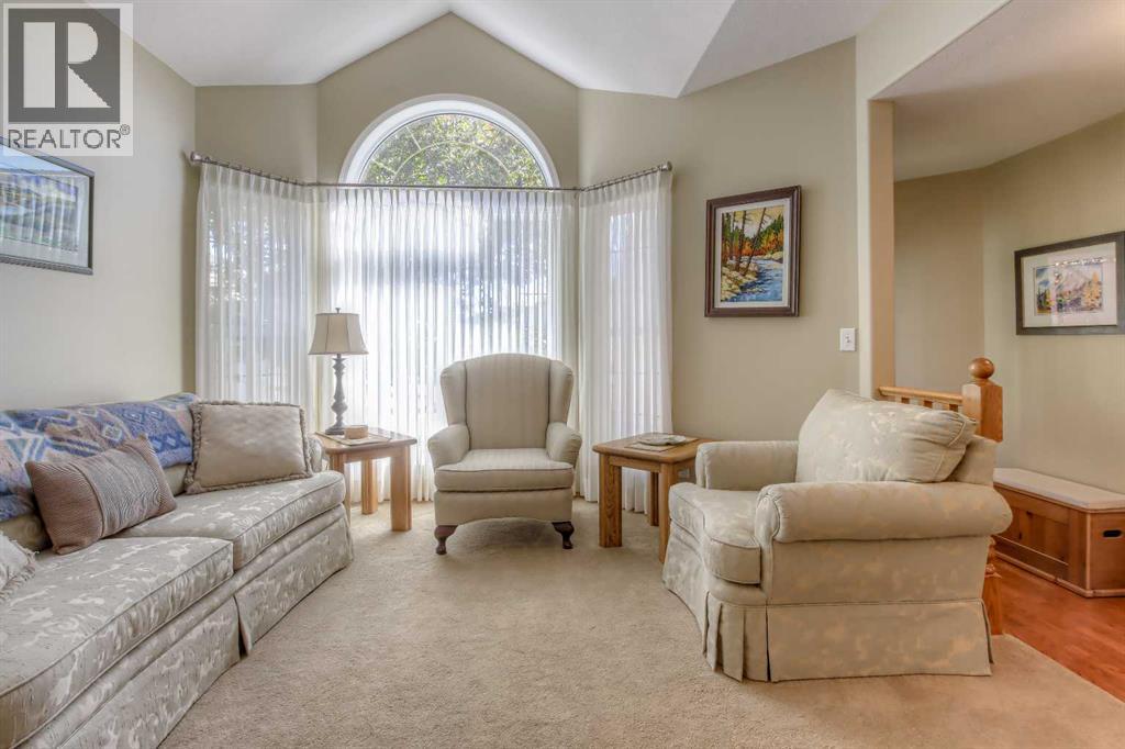 Single Family House for Sale in  Sierra Morena Court SW Signal Hill Calgary 