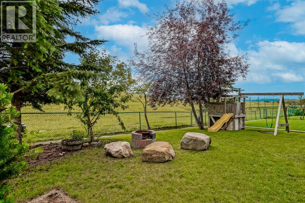 Single Family House for Sale in  Royal Crest Terrace NW Royal Oak Calgary 