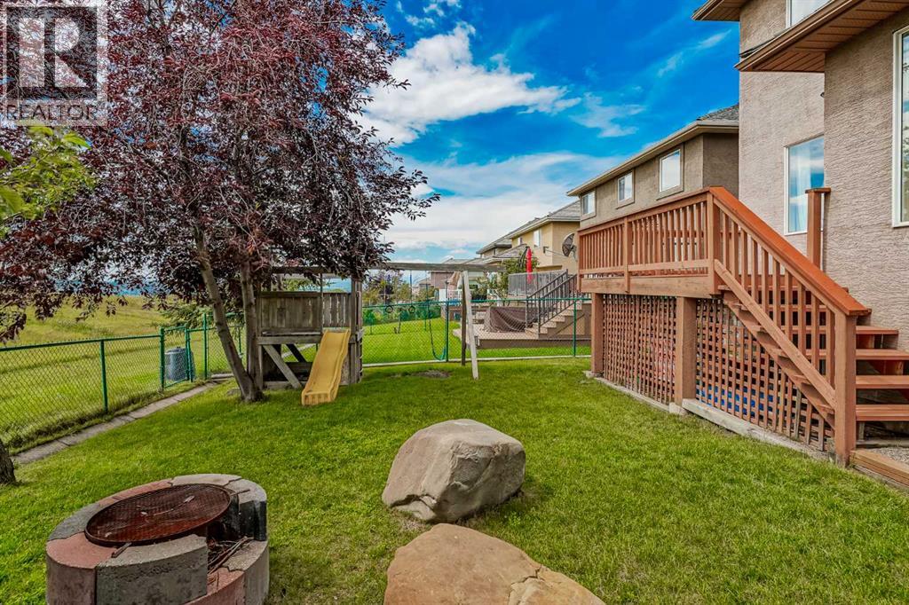 Single Family House for Sale in  Royal Crest Terrace NW Royal Oak Calgary 