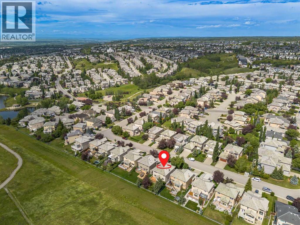 Single Family House for Sale in  Royal Crest Terrace NW Royal Oak Calgary 