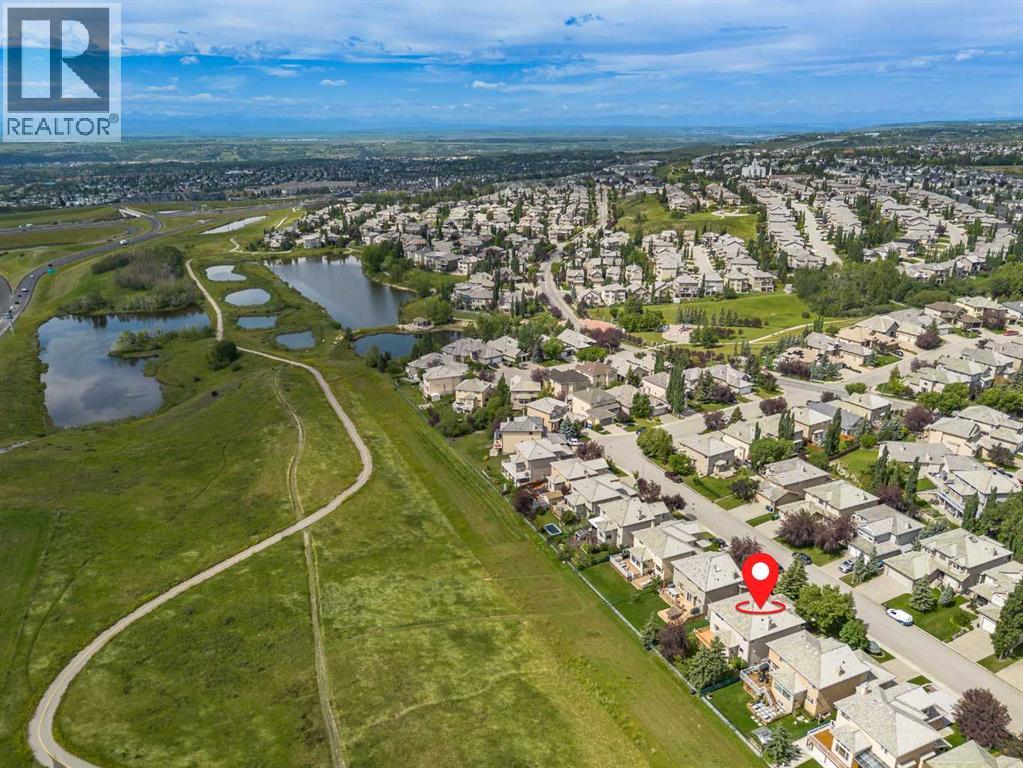 Single Family House for Sale in  Royal Crest Terrace NW Royal Oak Calgary 