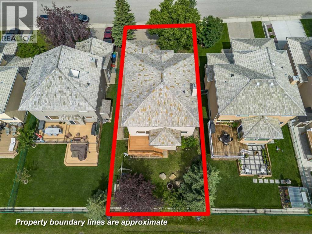 Single Family House for Sale in  Royal Crest Terrace NW Royal Oak Calgary 