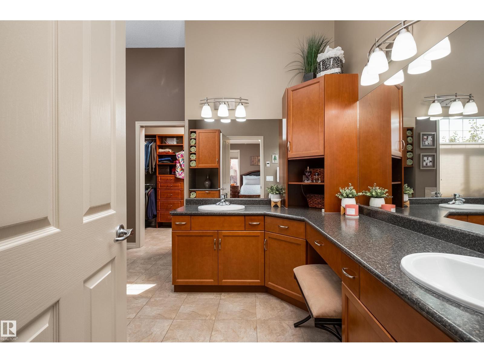 Photo 21 of 1089 Goodwin Ci Nw, Edmonton AB