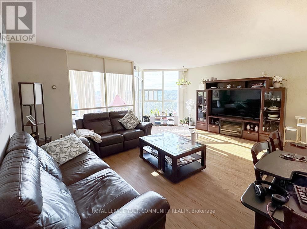 Photo 1 of 1507 20 Baif Boulevard, Richmond Hill ON