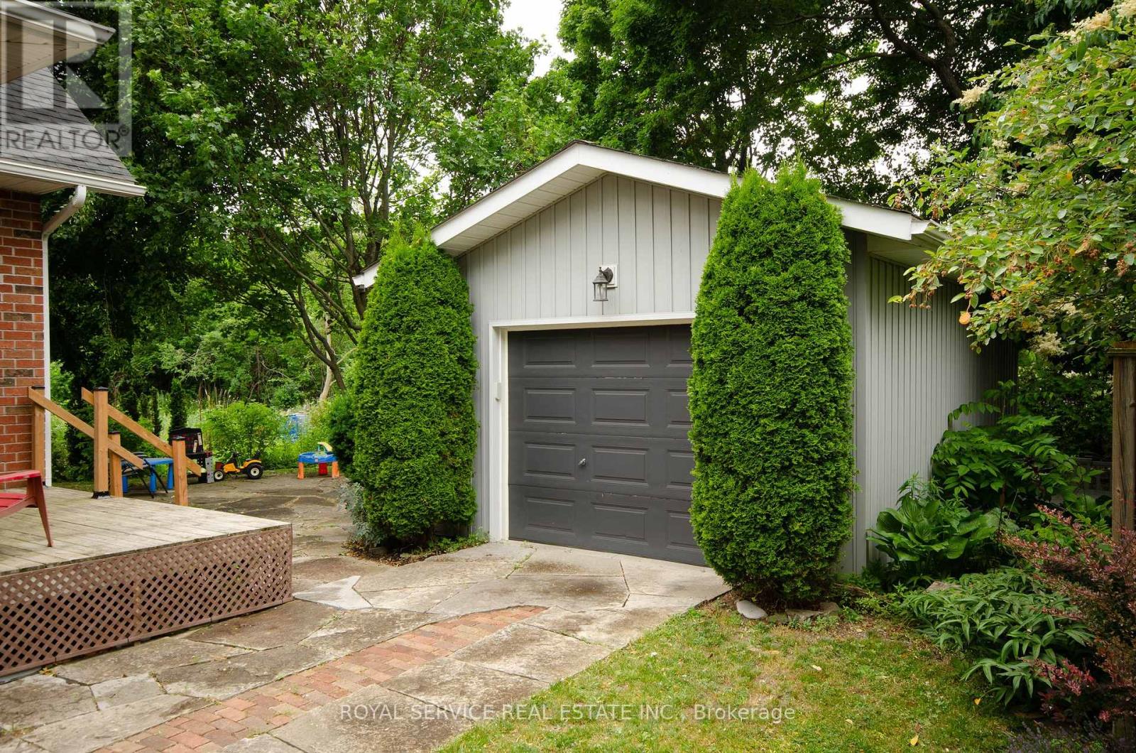 Photo 30 of 28 Clifton Road, Port Hope ON