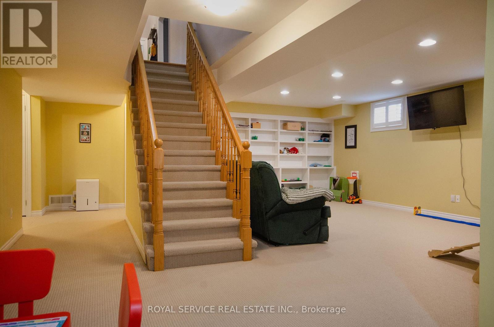 Photo 24 of 28 Clifton Road, Port Hope ON