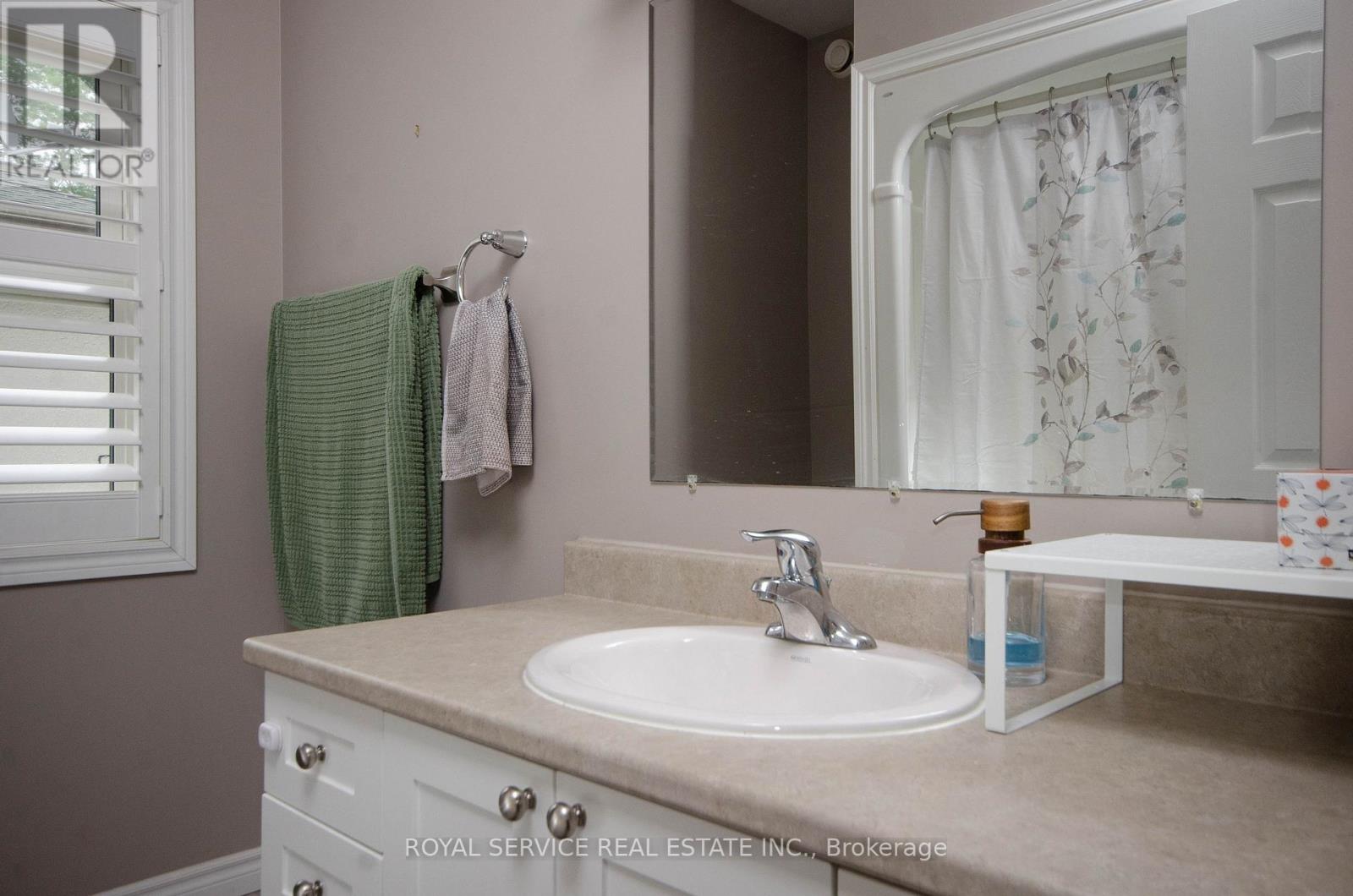 Photo 19 of 28 Clifton Road, Port Hope ON