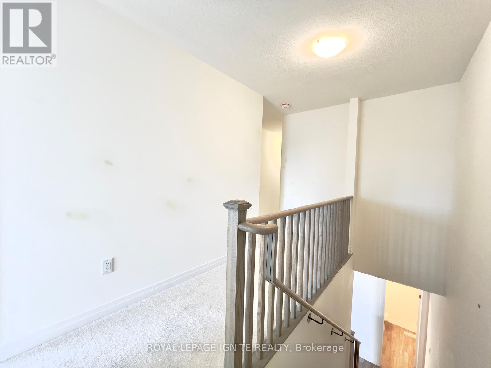 Photo 17 of 522 Hudson Crescent, Midland ON