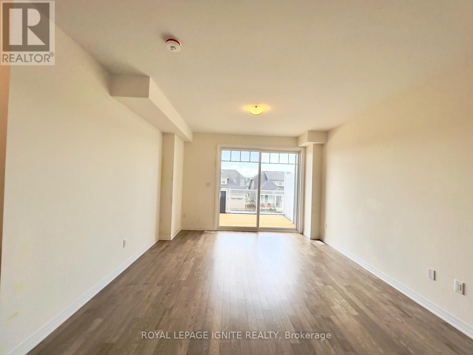 Photo 9 of 522 Hudson Crescent, Midland ON