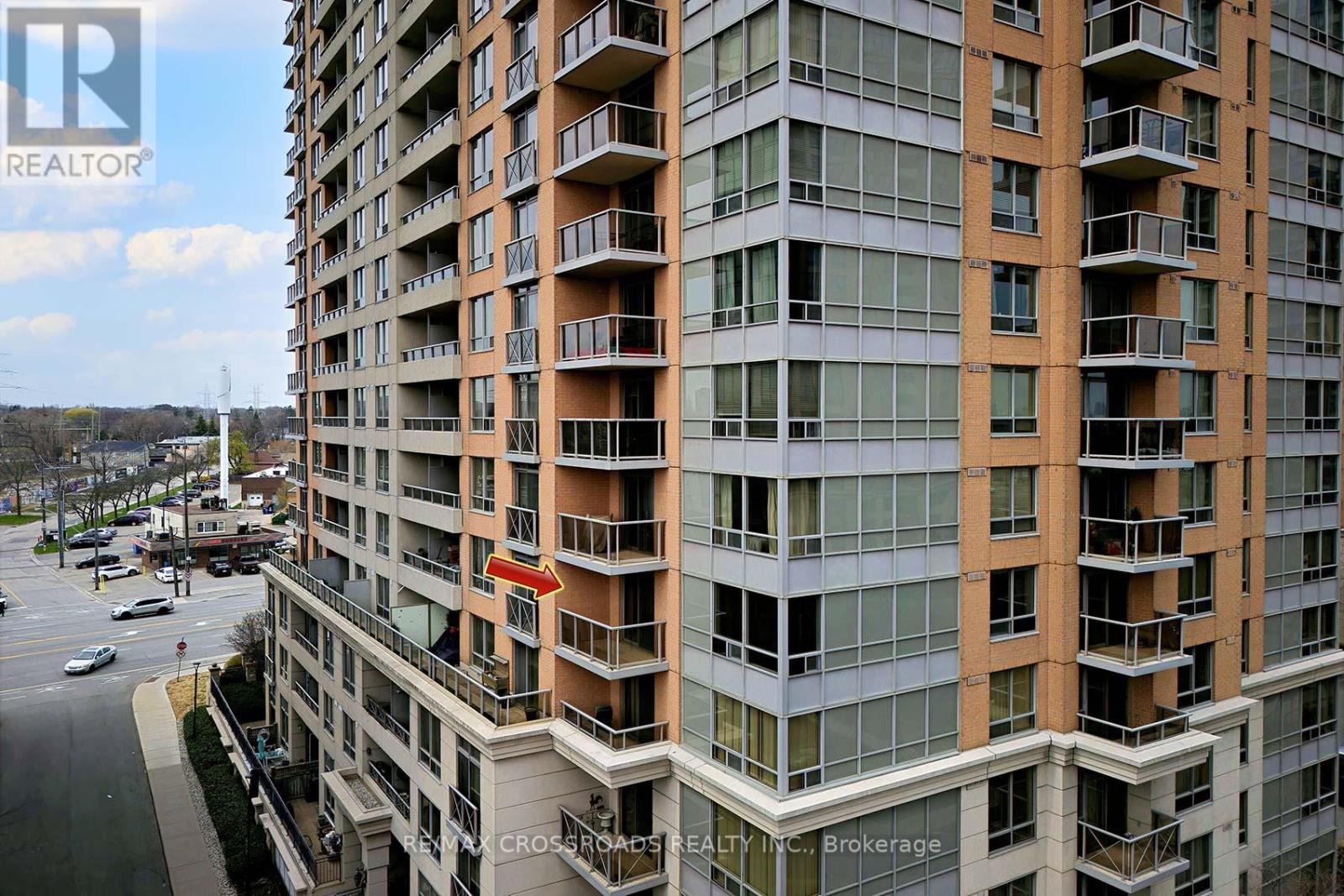 Photo 15 of 528 5233 Dundas Street W, Toronto ON