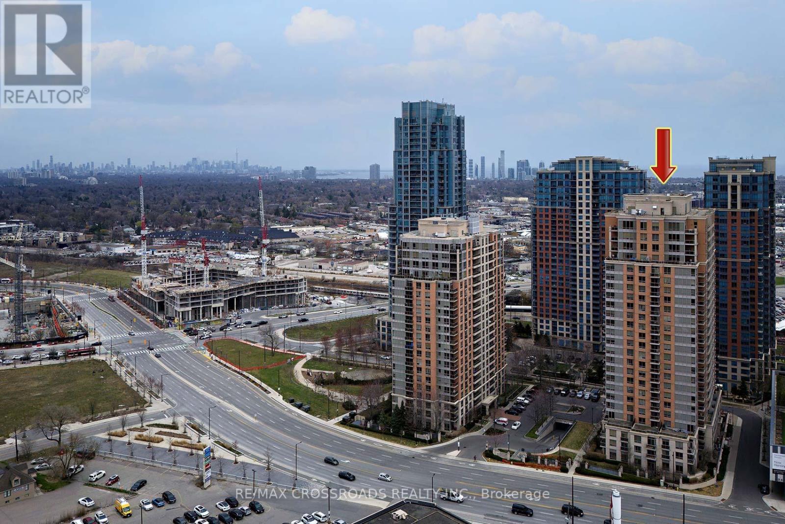 Photo 2 of 528 5233 Dundas Street W, Toronto ON