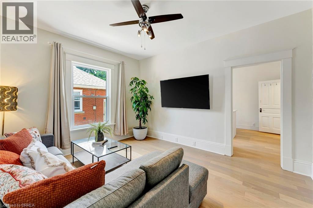 Photo 9 of 54 Burwell Street, Brantford ON