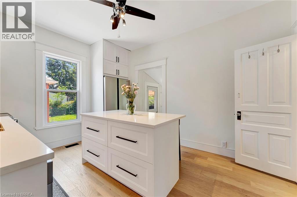Photo 13 of 54 Burwell Street, Brantford ON