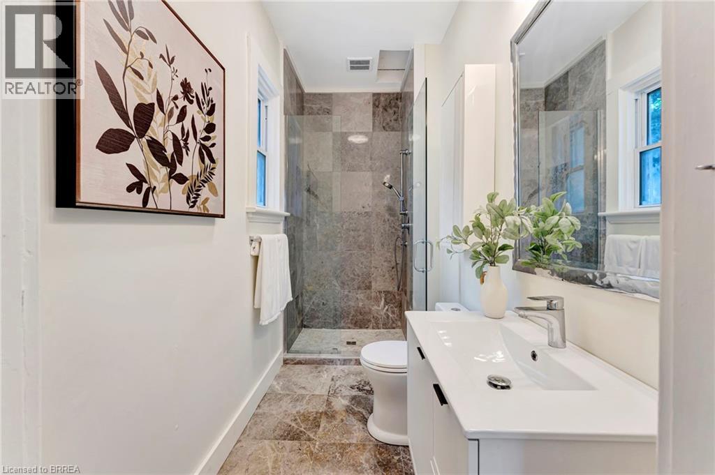 Photo 19 of 54 Burwell Street, Brantford ON