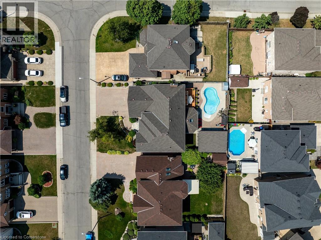 Photo 42 of 6 Embassy Drive, Hamilton ON