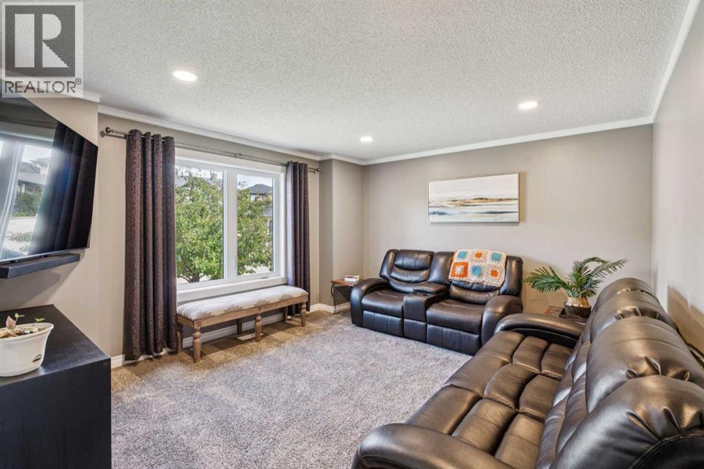 Photo 4 of 67 Evansmeade Common Nw, Calgary AB