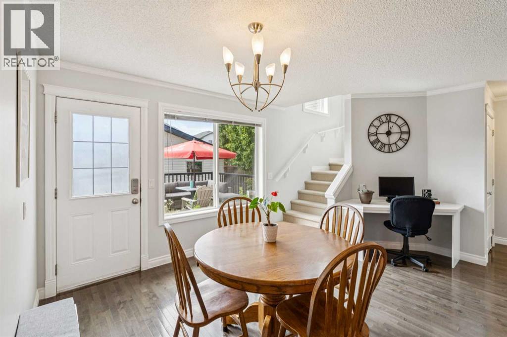 Photo 9 of 67 Evansmeade Common Nw, Calgary AB