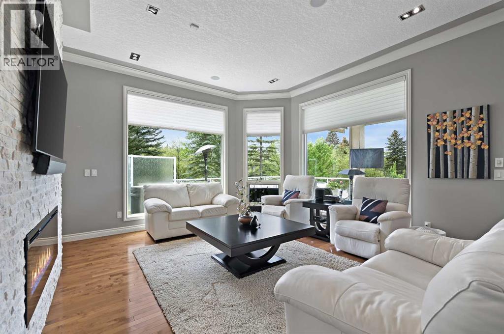 Photo 22 of 75 Hamptons Bay Nw, Calgary AB