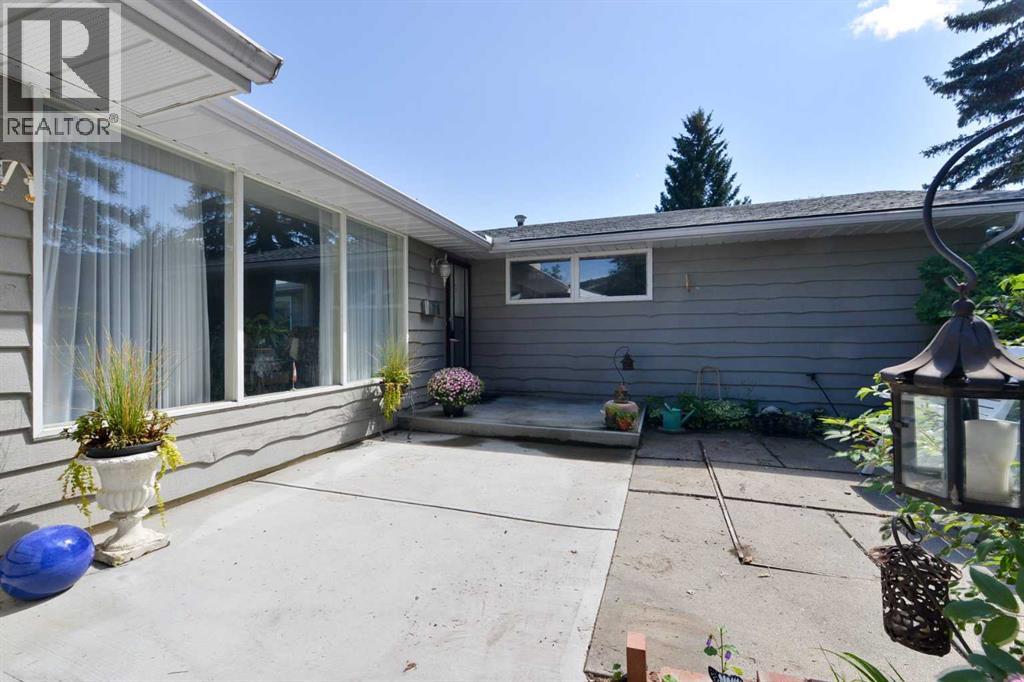 Single Family House Bungalow for Sale in  Laurentian Way SW North Glenmore Park Calgary 