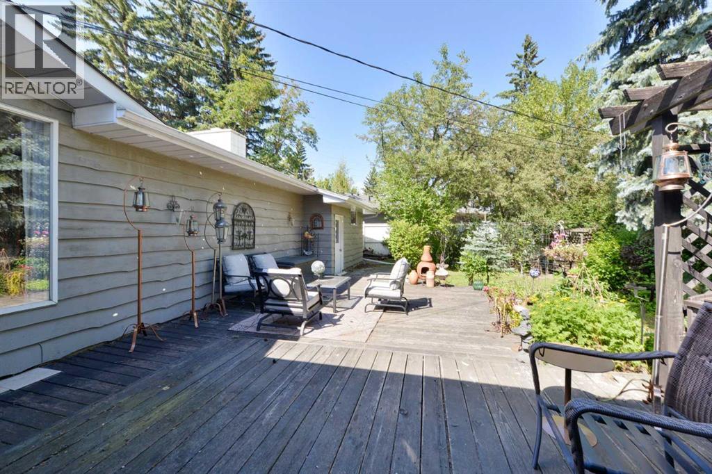 Single Family House Bungalow for Sale in  Laurentian Way SW North Glenmore Park Calgary 