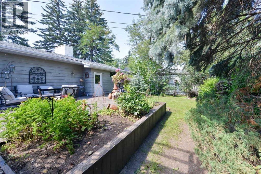 Single Family House Bungalow for Sale in  Laurentian Way SW North Glenmore Park Calgary 