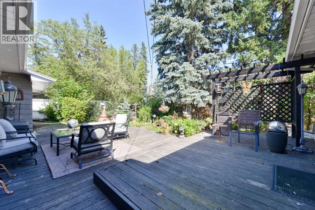 Single Family House Bungalow for Sale in  Laurentian Way SW North Glenmore Park Calgary 