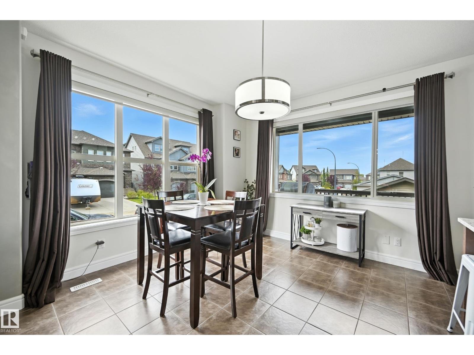 Photo 11 of 12 Greenbury Cr, Spruce Grove AB