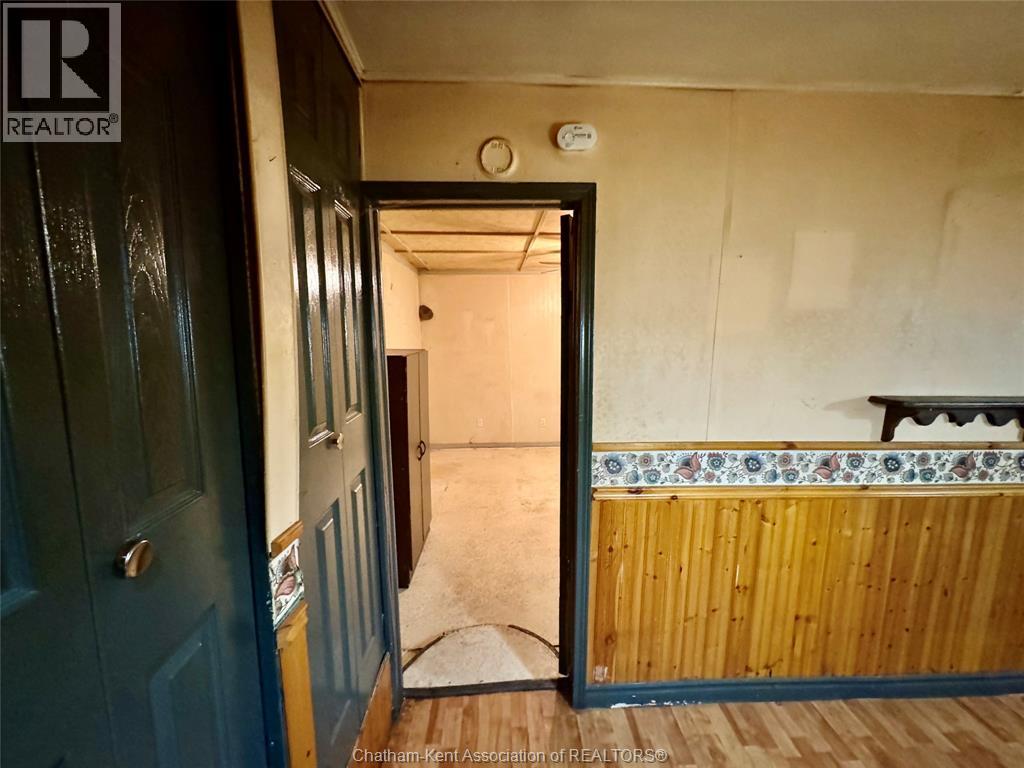 Photo 27 of 71 Princess Street South, Chatham ON