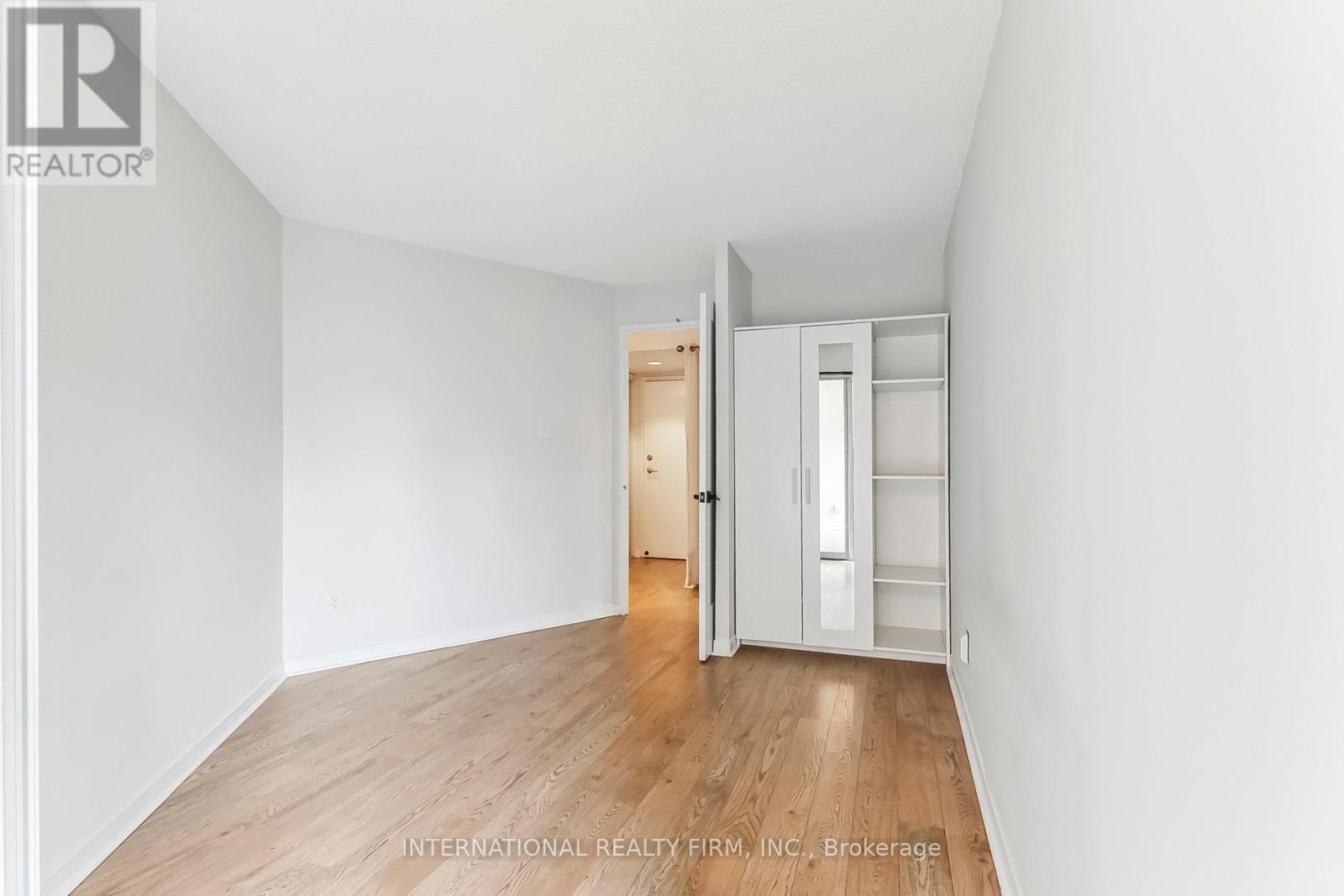 Photo 27 of 628 801 King Street W, Toronto ON