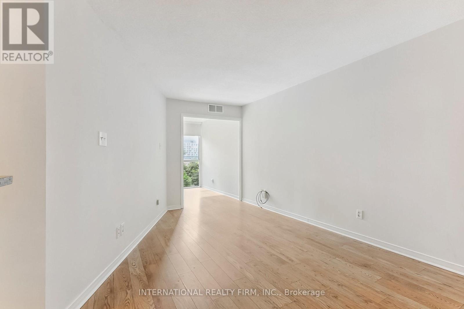 Photo 8 of 628 801 King Street W, Toronto ON