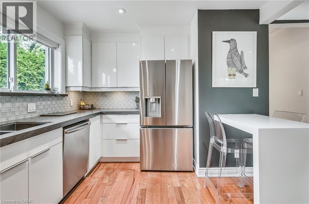 Photo 11 of 2217 Ghent Avenue, Burlington ON