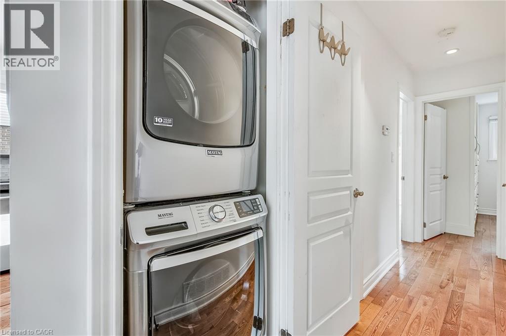 Photo 18 of 2217 Ghent Avenue, Burlington ON