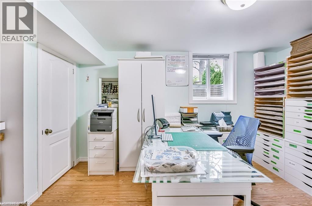 Photo 28 of 2217 Ghent Avenue, Burlington ON